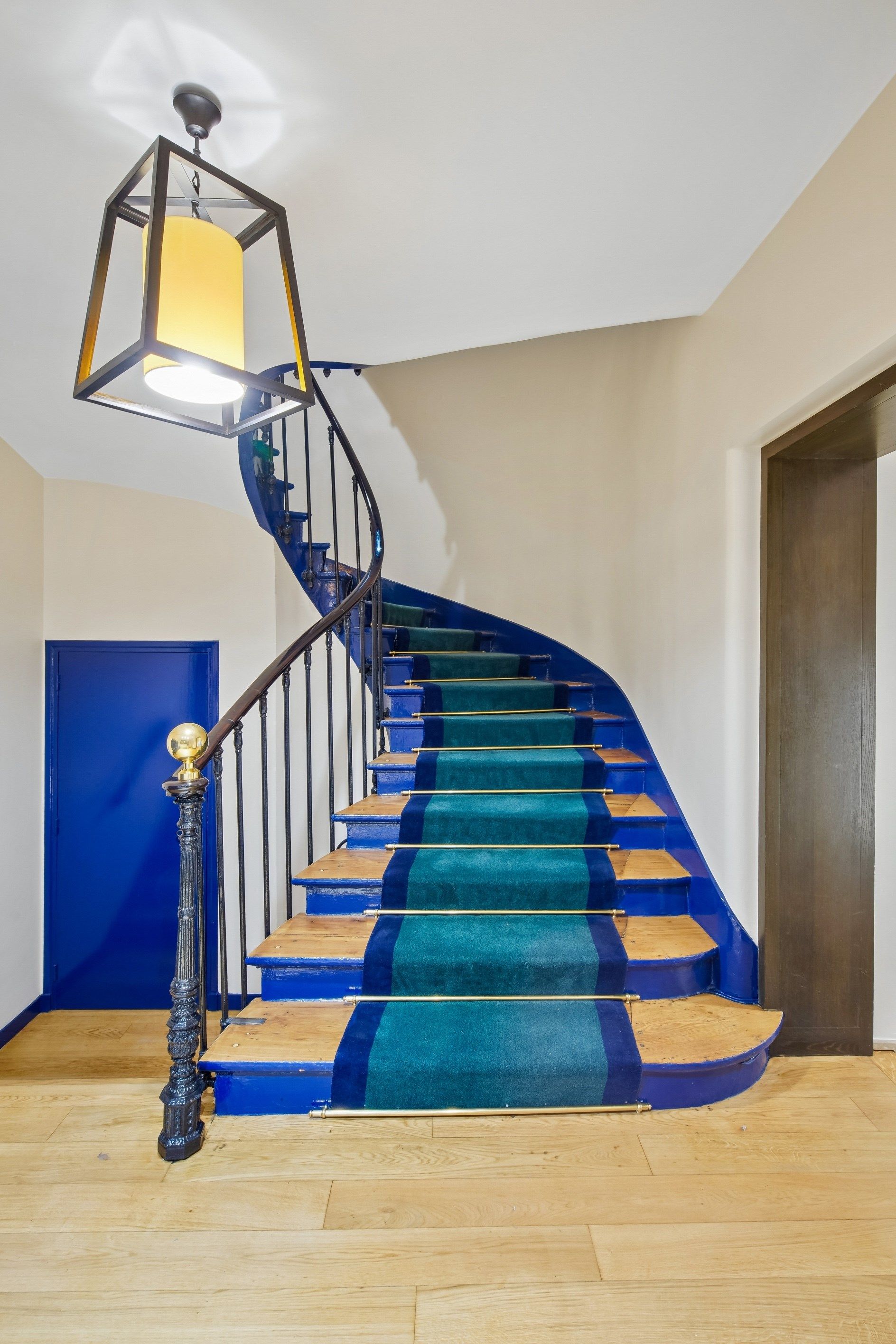 apartment 2 Rooms for sale on PARIS (75007)