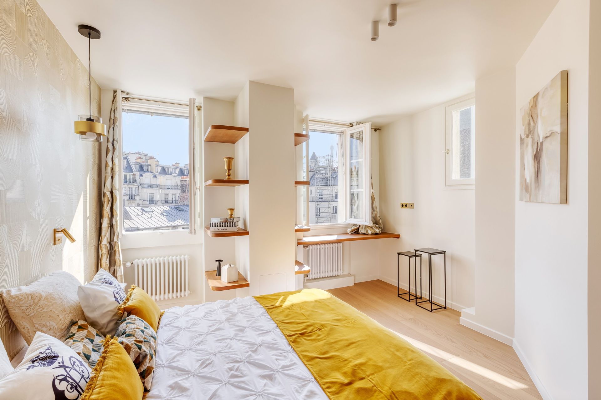 apartment 4 Rooms for sale on PARIS (75008)