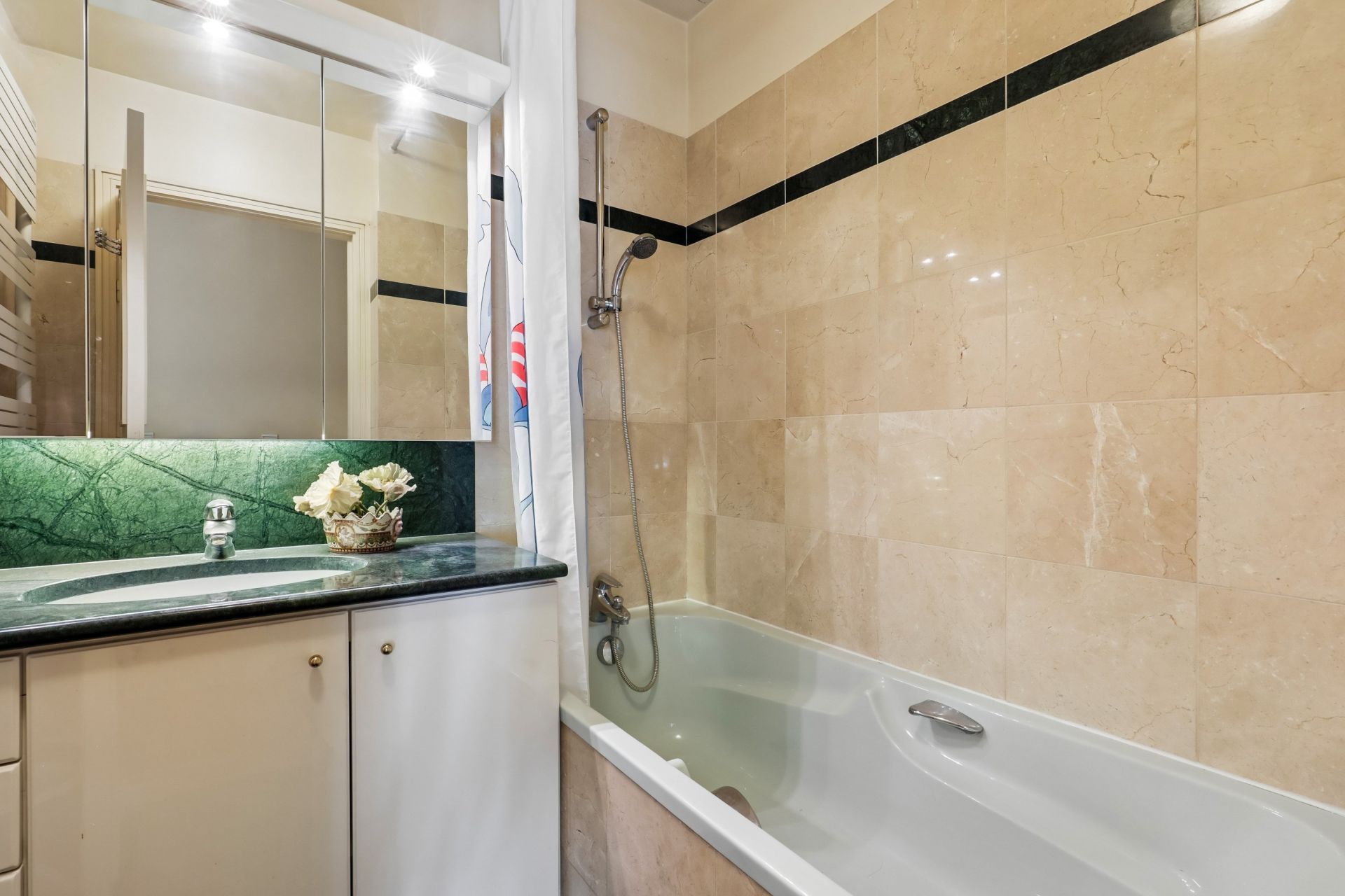 appartement 3 Pièces en vente sur PARIS (75007)