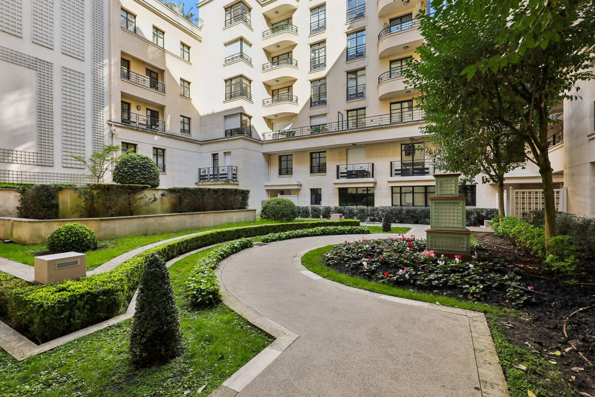 appartement 3 Pièces en vente sur PARIS (75007)