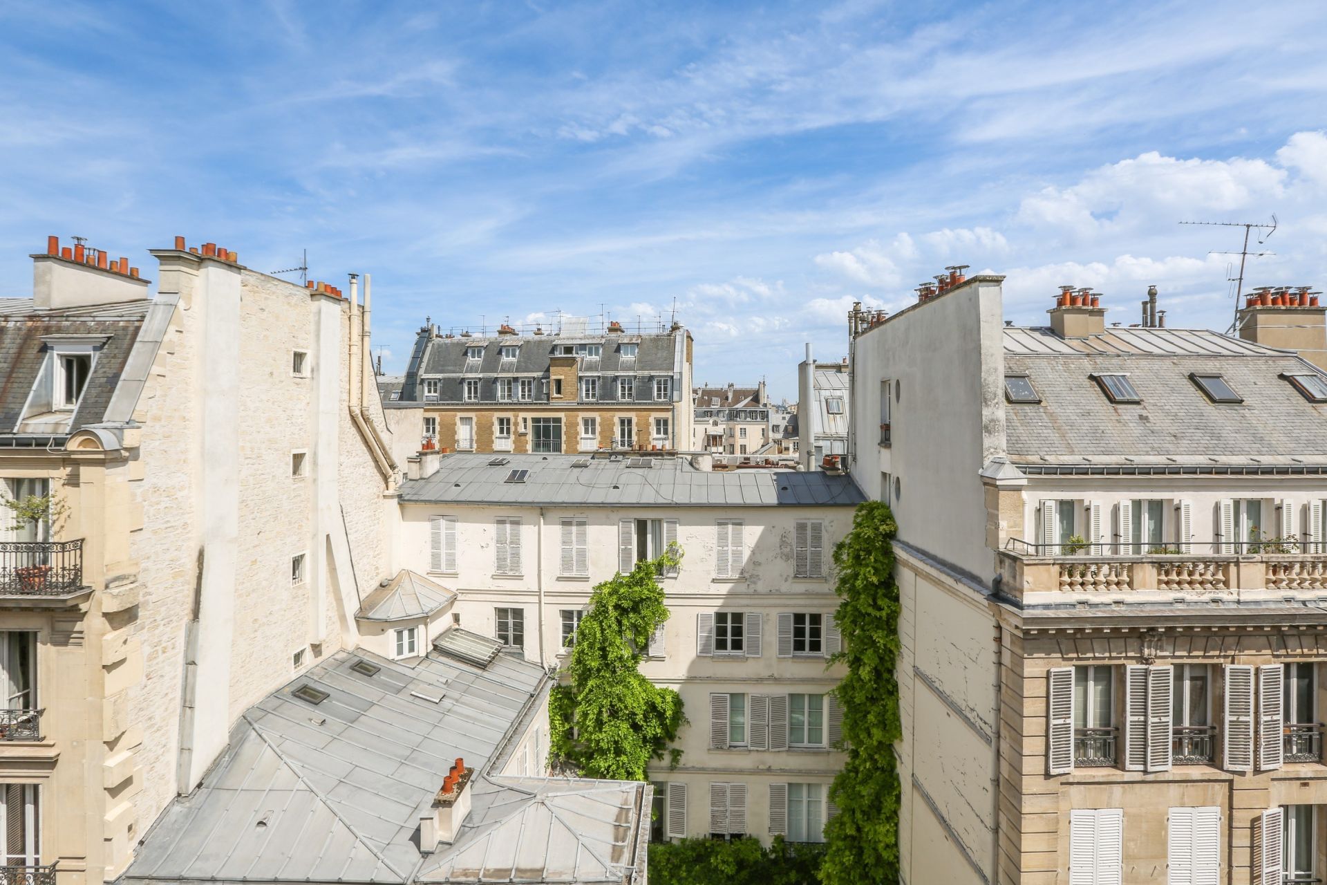 apartment 1 room for sale on PARIS (75006)