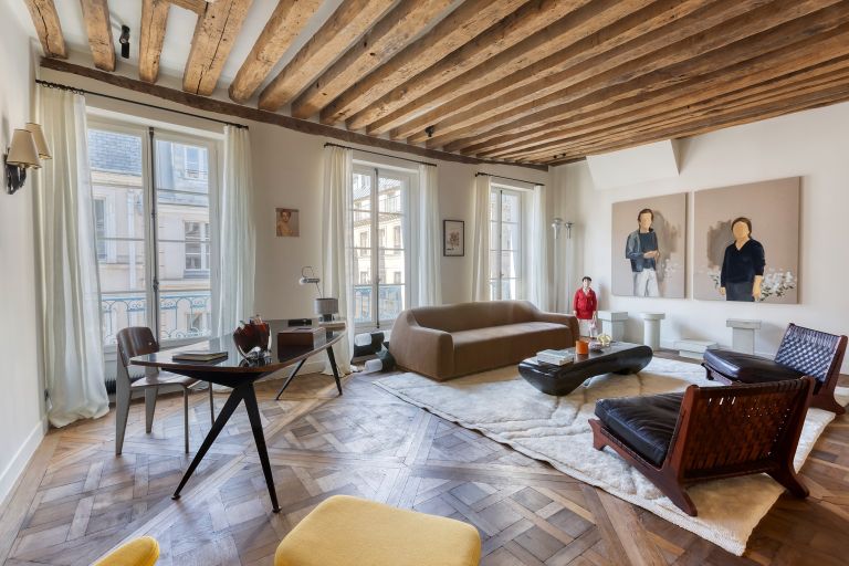 apartment 4 Rooms for sale on PARIS (75007)