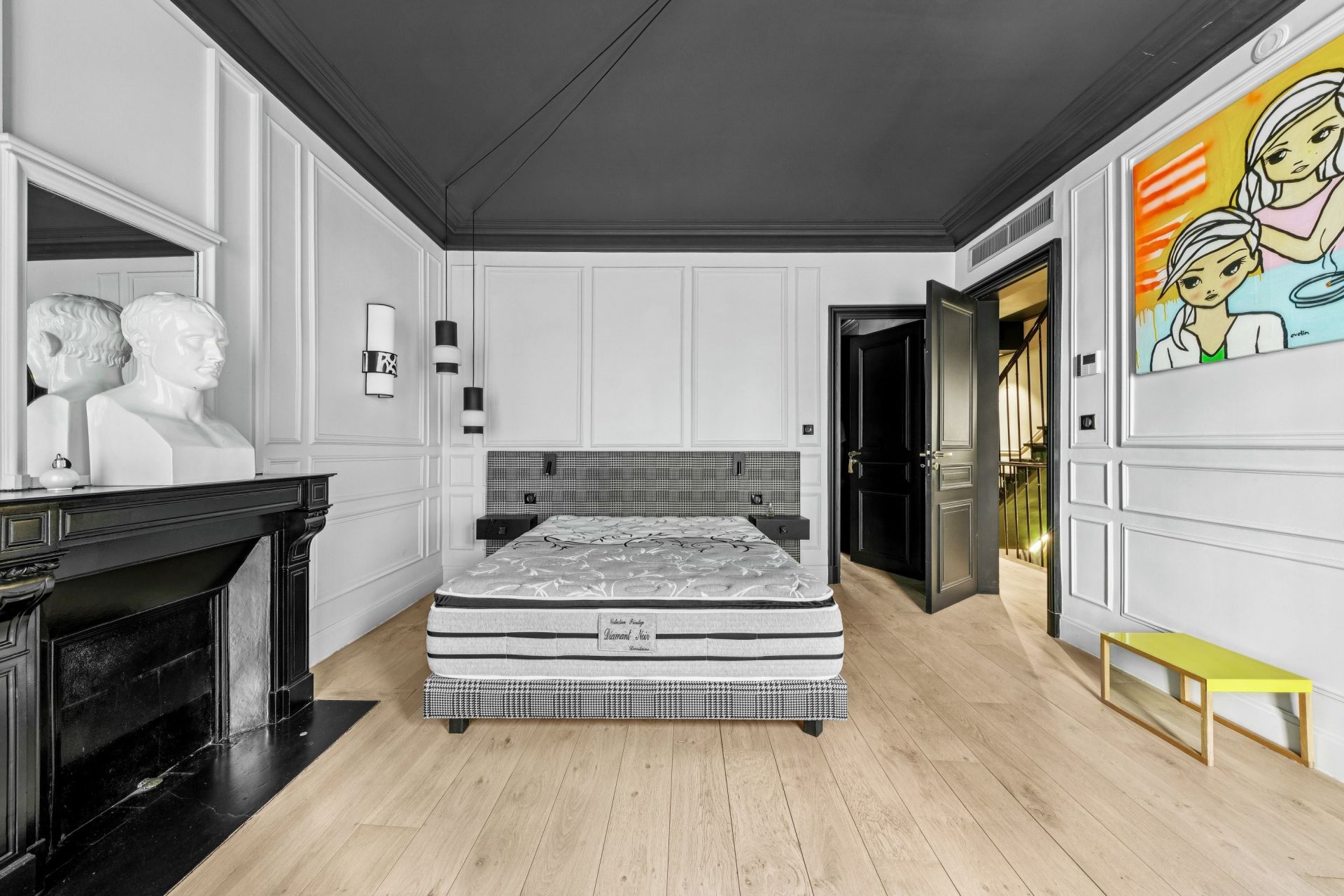 townhouse 8 Rooms for sale on PARIS (75016)