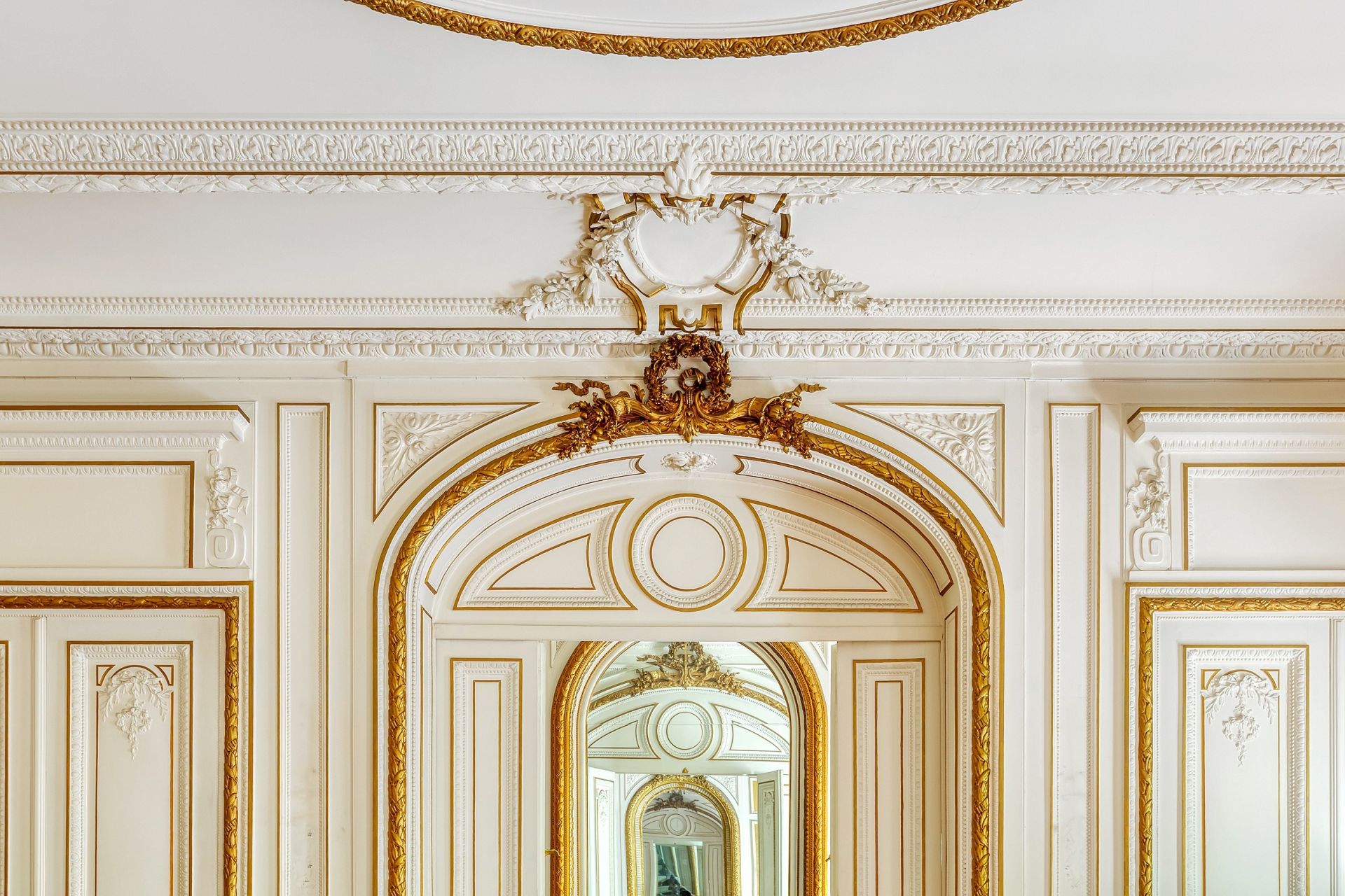 apartment 8 Rooms for sale on PARIS (75008)