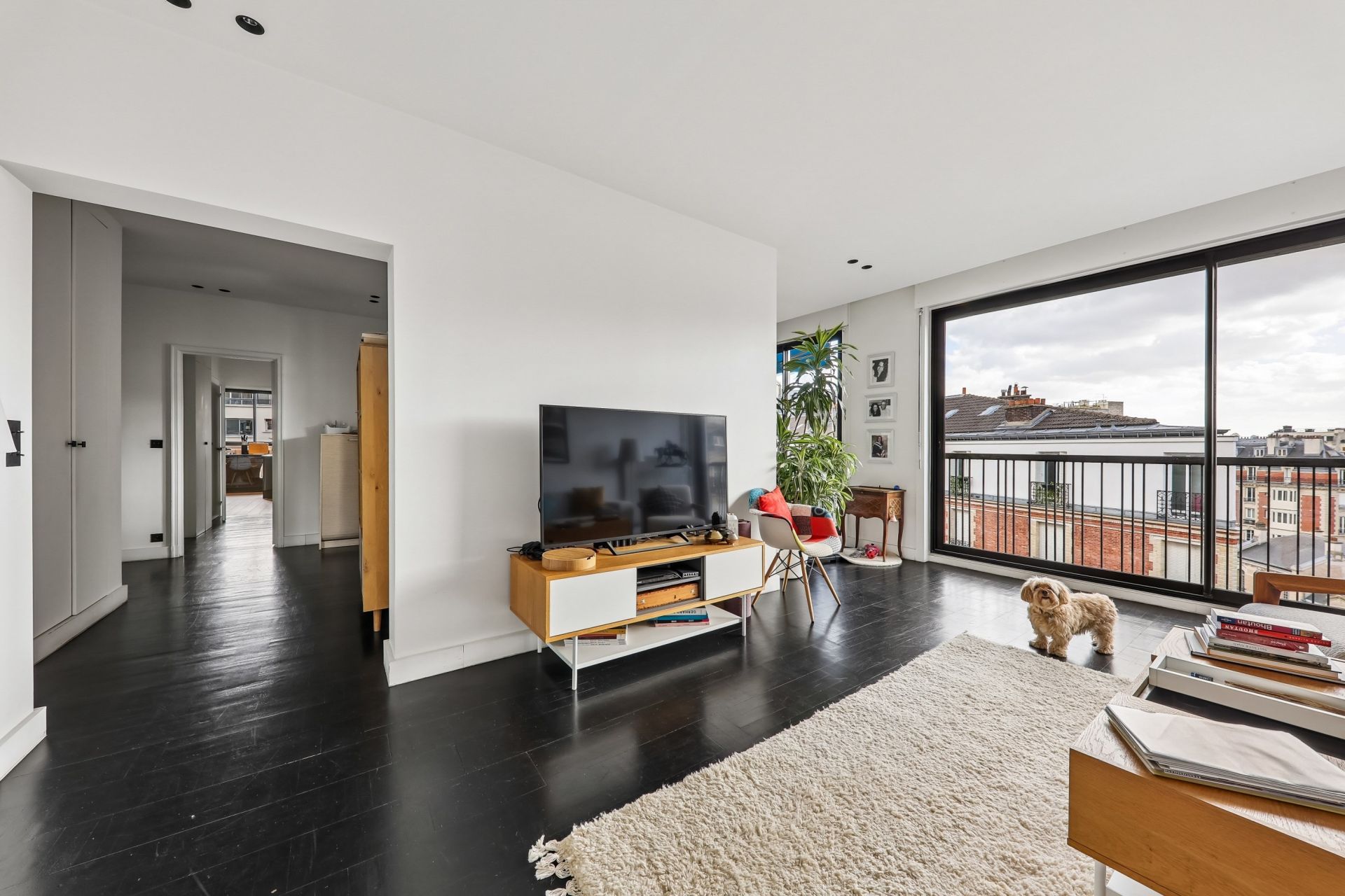 apartment 5 Rooms for sale on PARIS (75016)