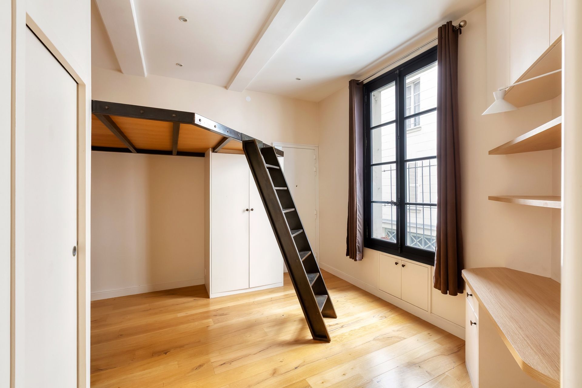 appartement 6 Pièces en vente sur PARIS (75006)