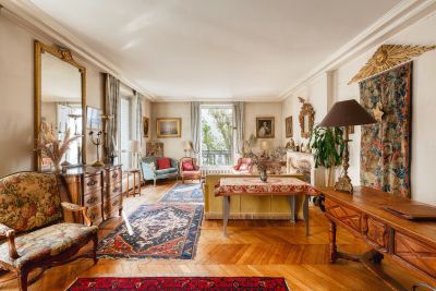 Vente Appartement Paris 7 5&nbsp;Pièces 134&nbsp;m²