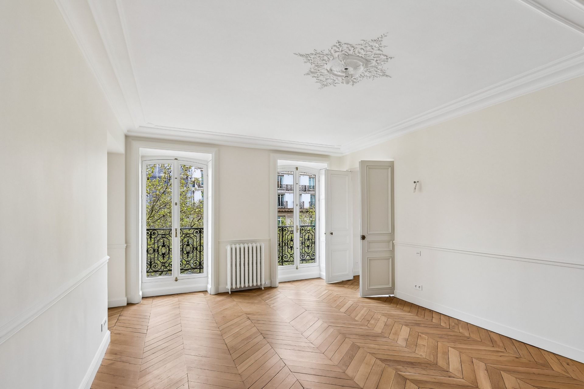 appartement 6 Pièces en vente sur PARIS (75008)