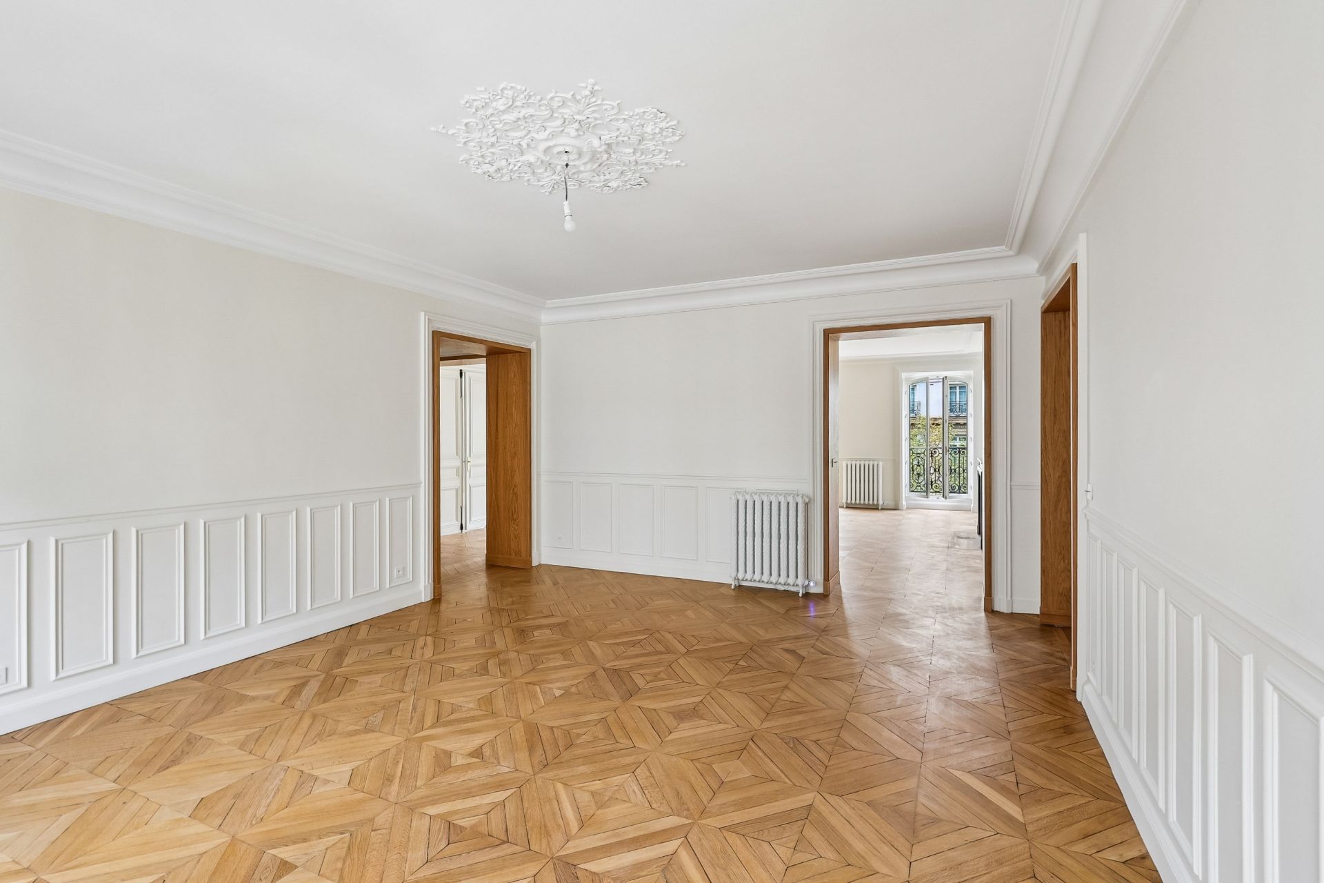 appartement 6 Pièces en vente sur PARIS (75008)