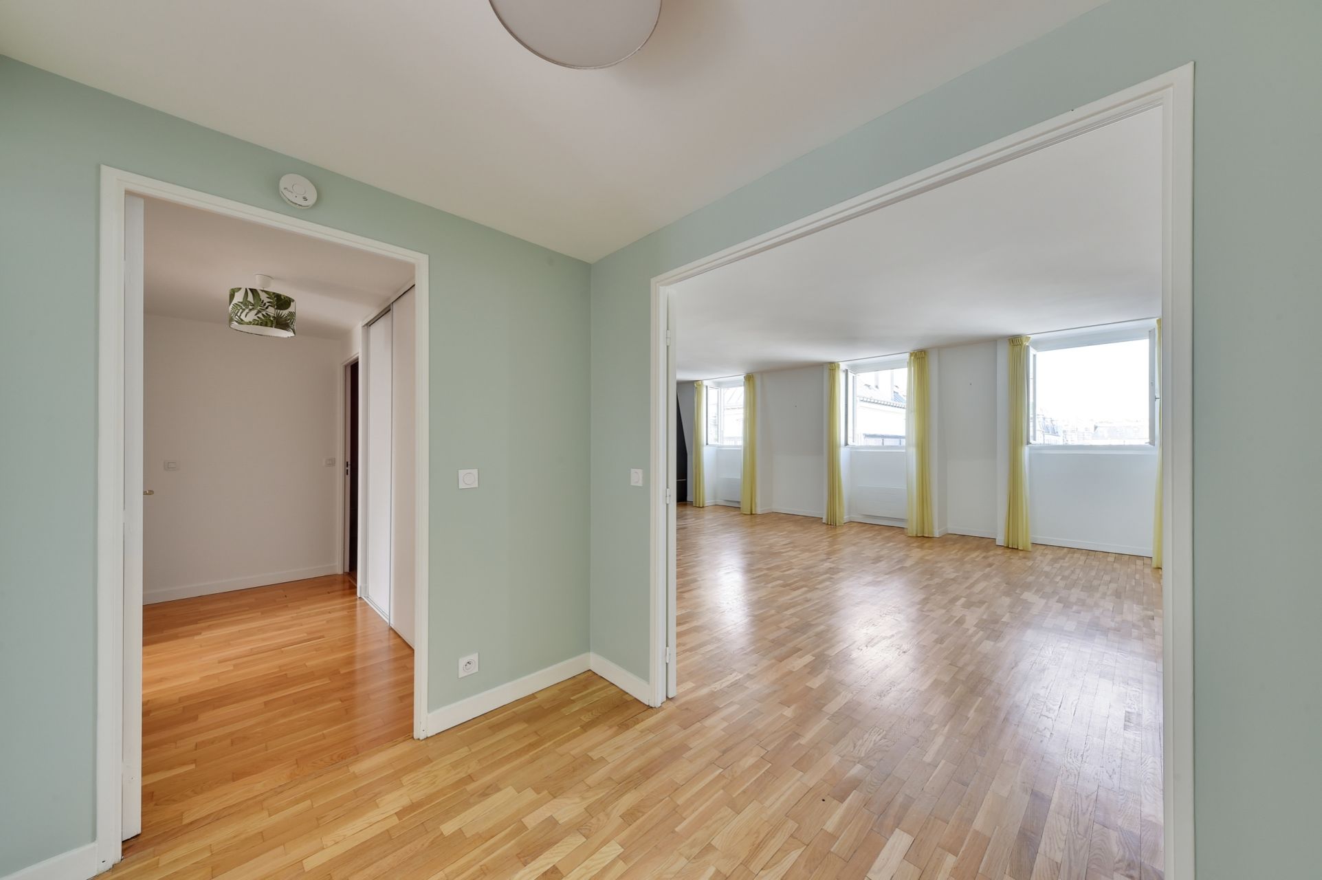 apartment 4 Rooms for rent on PARIS (75009)