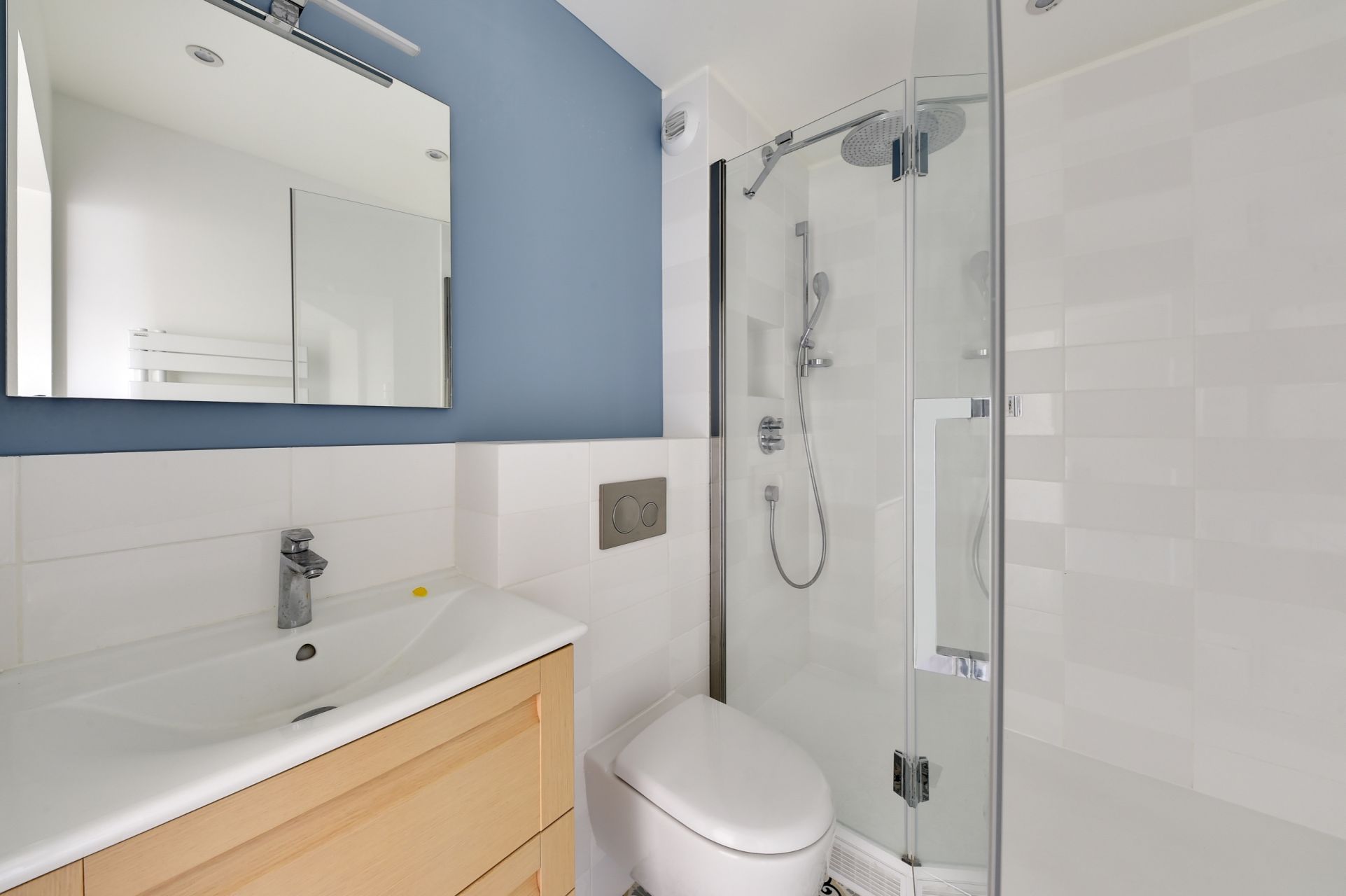 apartment 4 Rooms for rent on PARIS (75009)