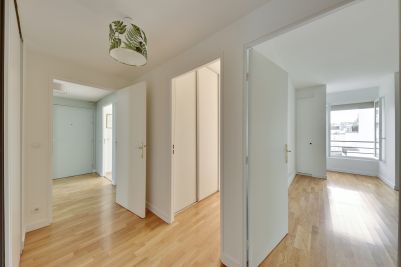 Location Appartement Paris 9 4&nbsp;Pièces 141&nbsp;m²