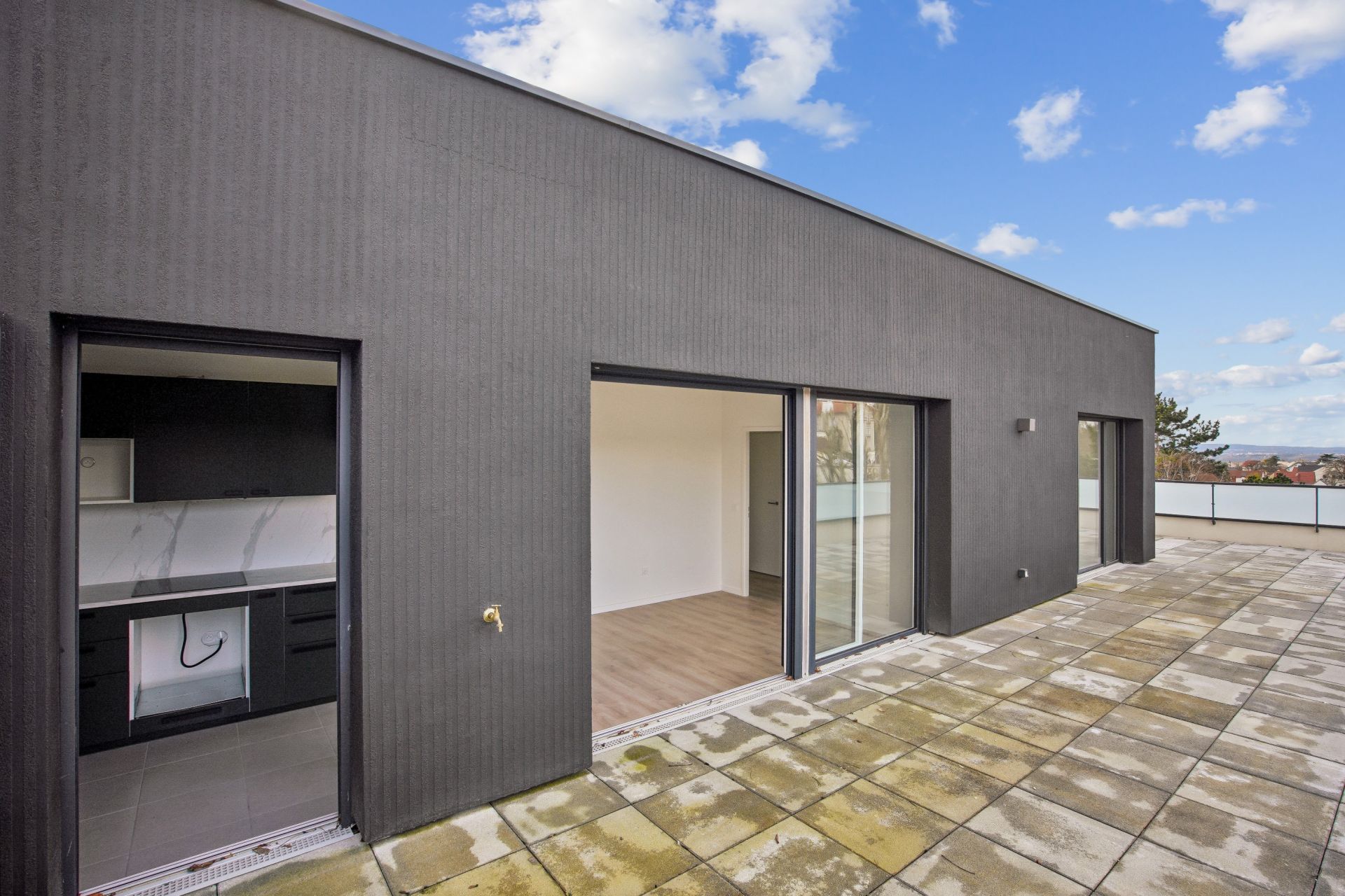 apartment 4 Rooms for sale on CORMEILLES EN PARISIS (95240)