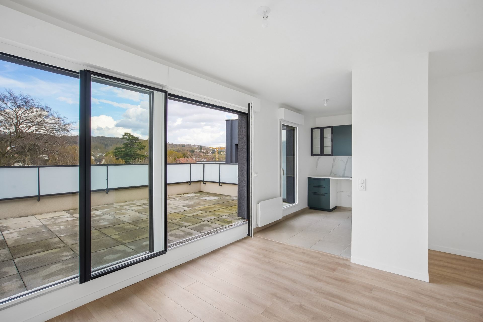 apartment 4 Rooms for sale on CORMEILLES EN PARISIS (95240)