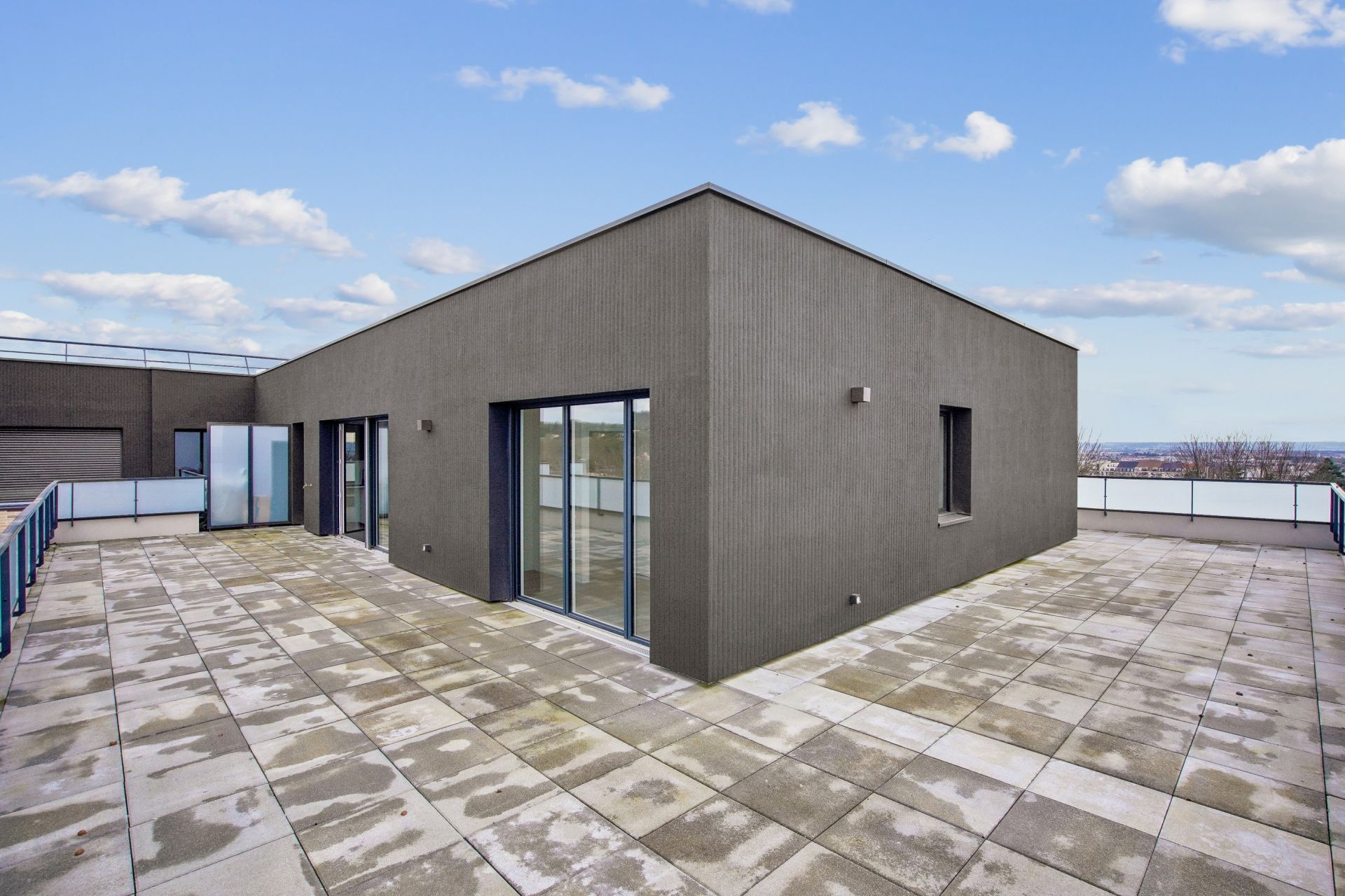 apartment 4 Rooms for sale on CORMEILLES EN PARISIS (95240)