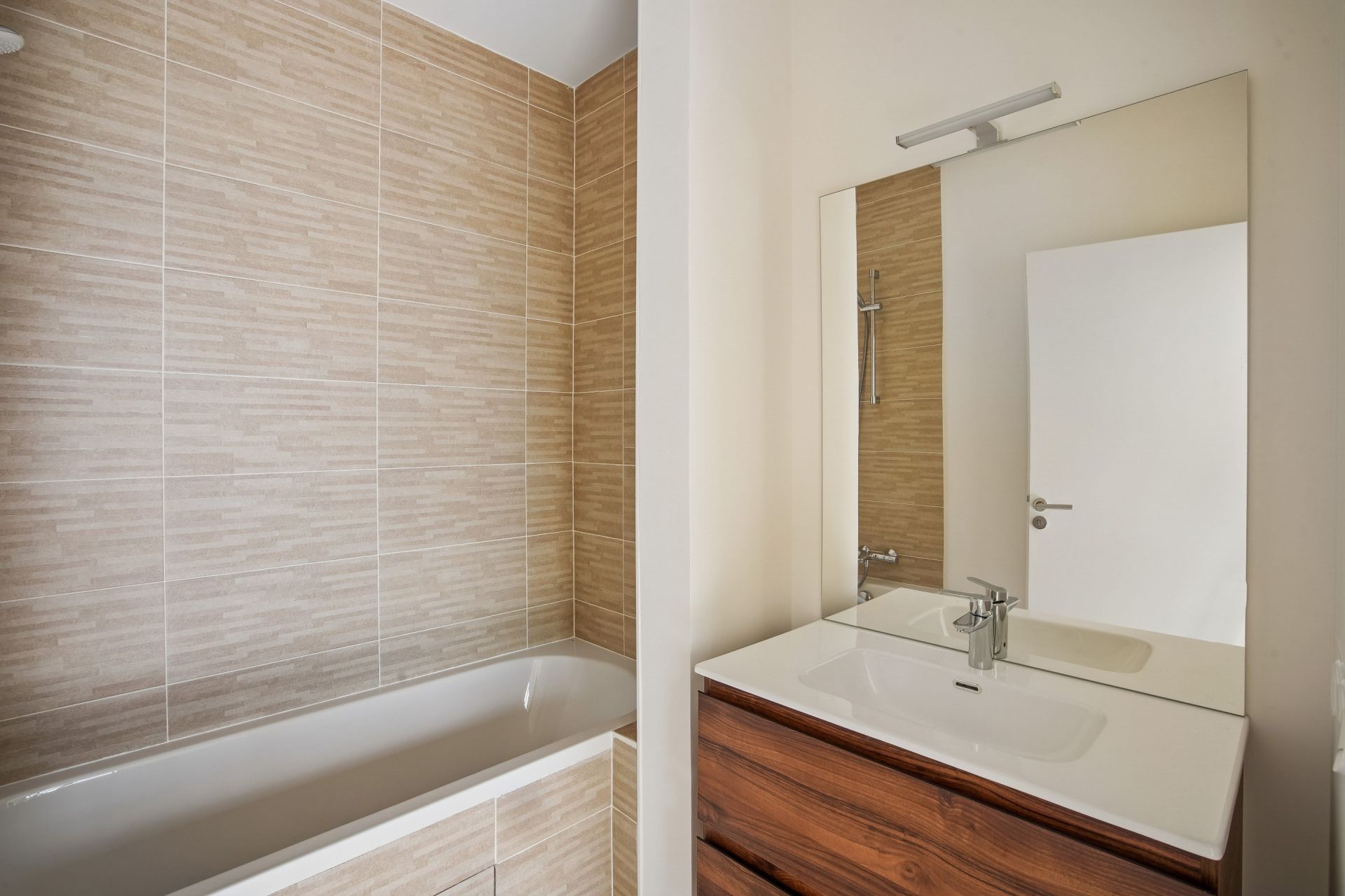 apartment 4 Rooms for sale on CORMEILLES EN PARISIS (95240)