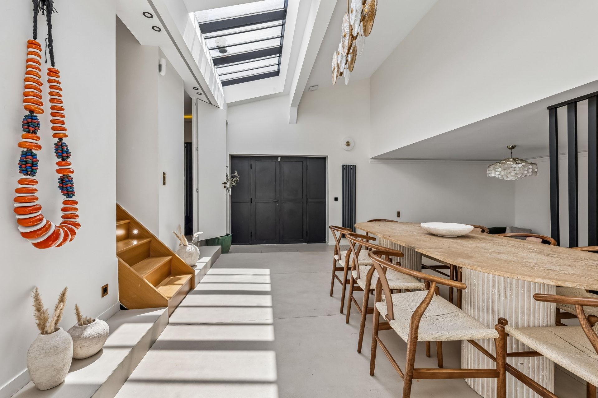 apartment 5 Rooms for sale on PARIS (75018)