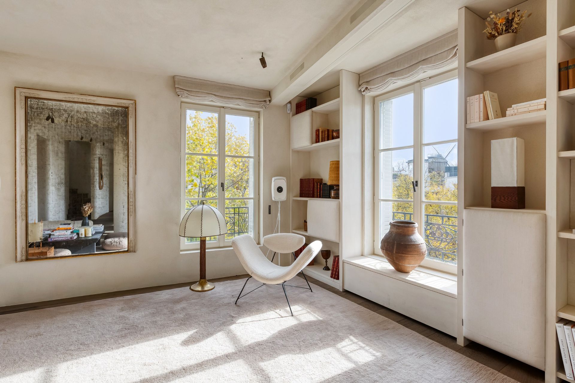 apartment 4 Rooms for sale on PARIS (75018)