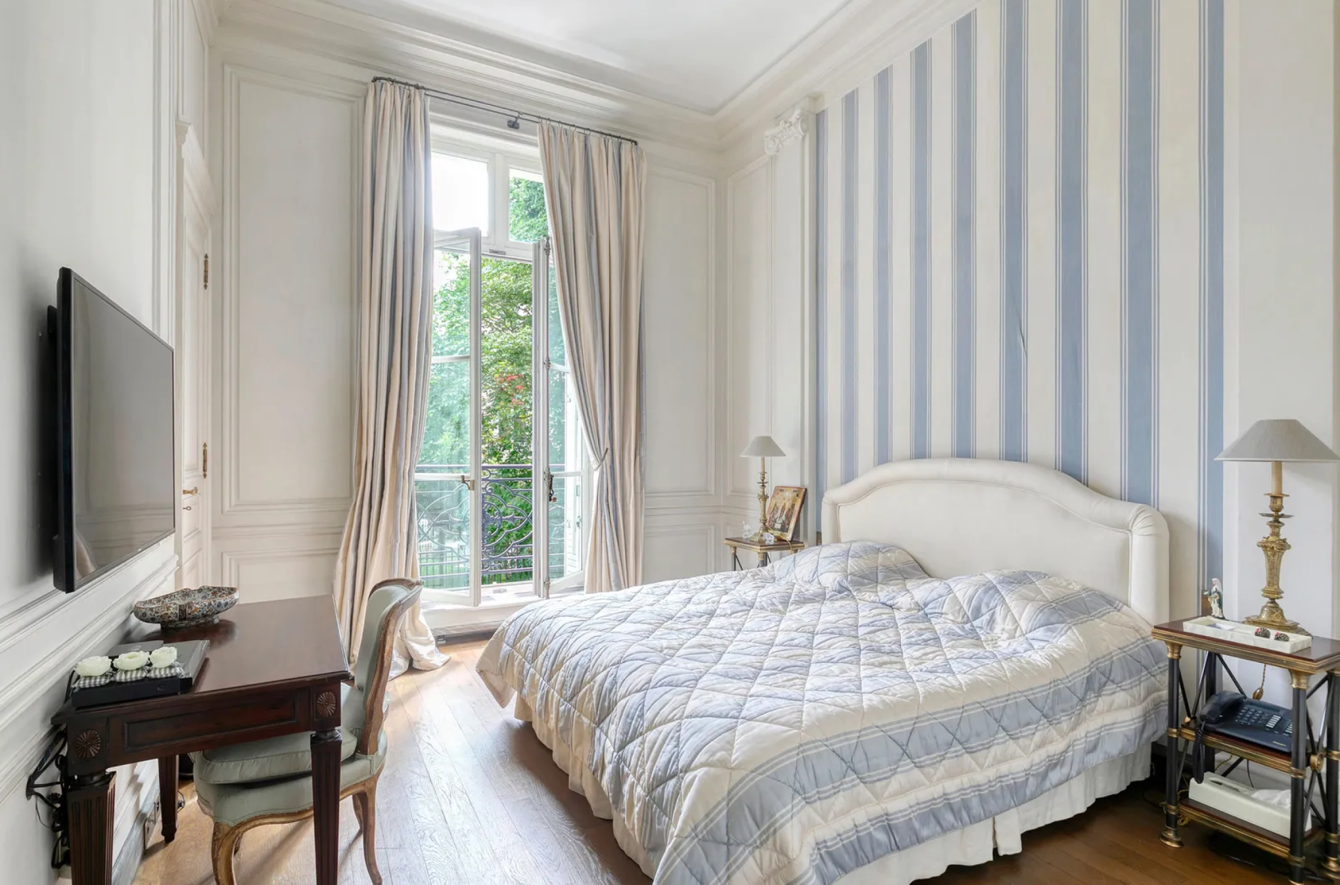 appartement 7 Pièces en vente sur PARIS (75016)