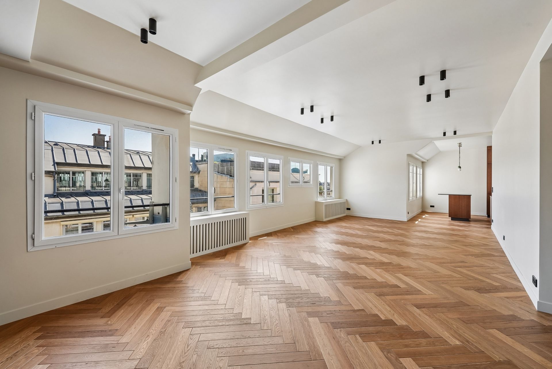 appartement 5 Pièces en vente sur PARIS (75008)