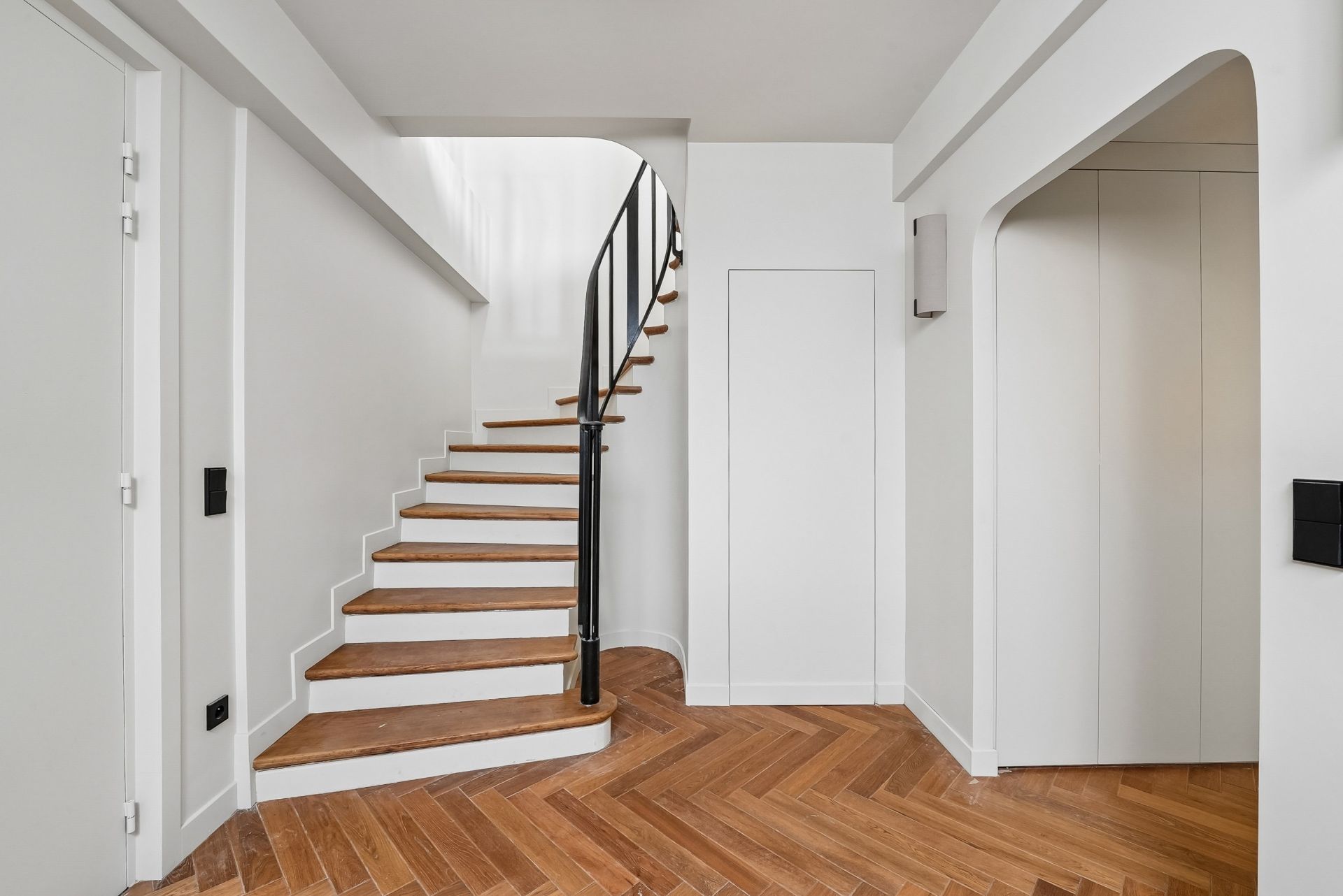 appartement 5 Pièces en vente sur PARIS (75008)