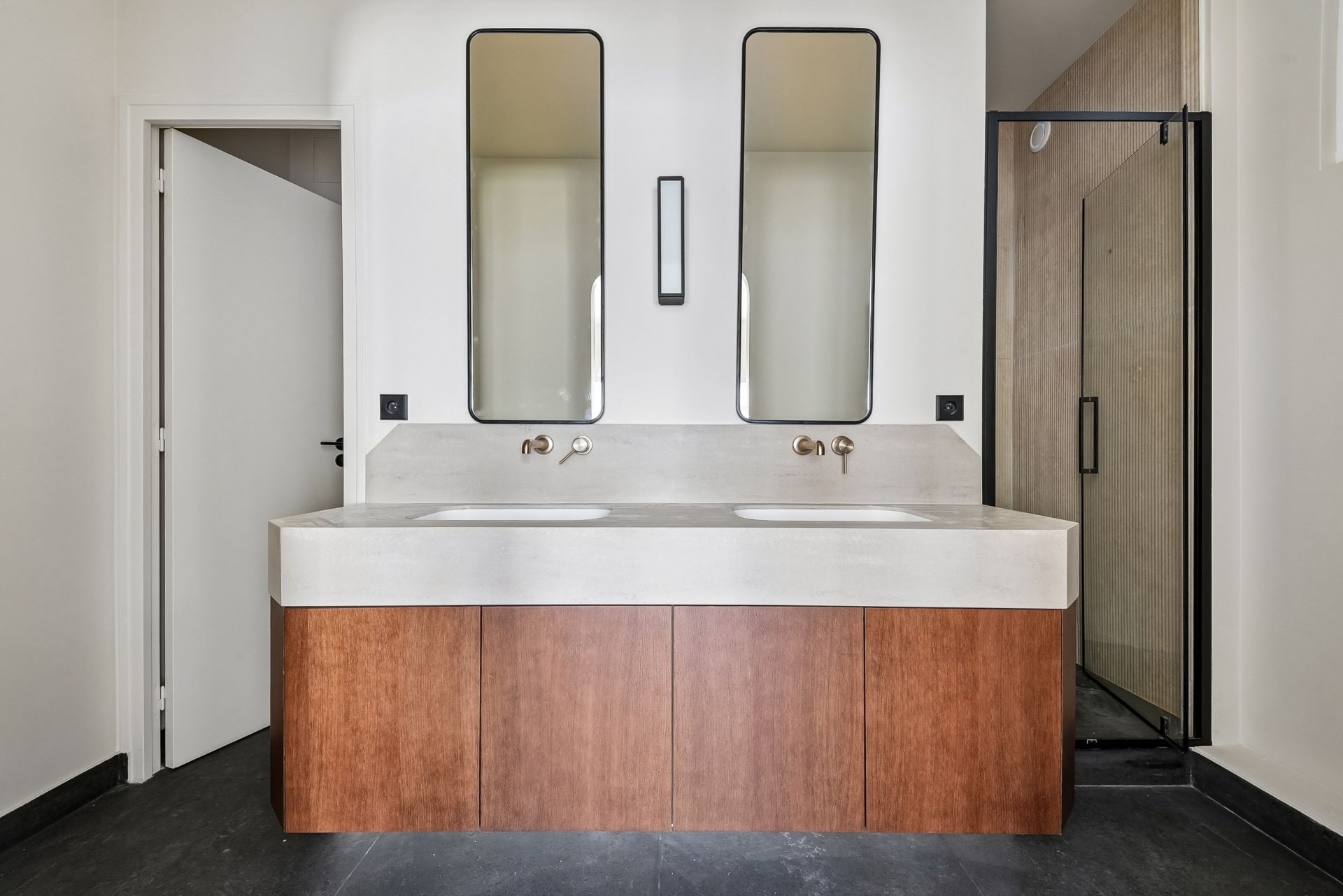 appartement 5 Pièces en vente sur PARIS (75008)