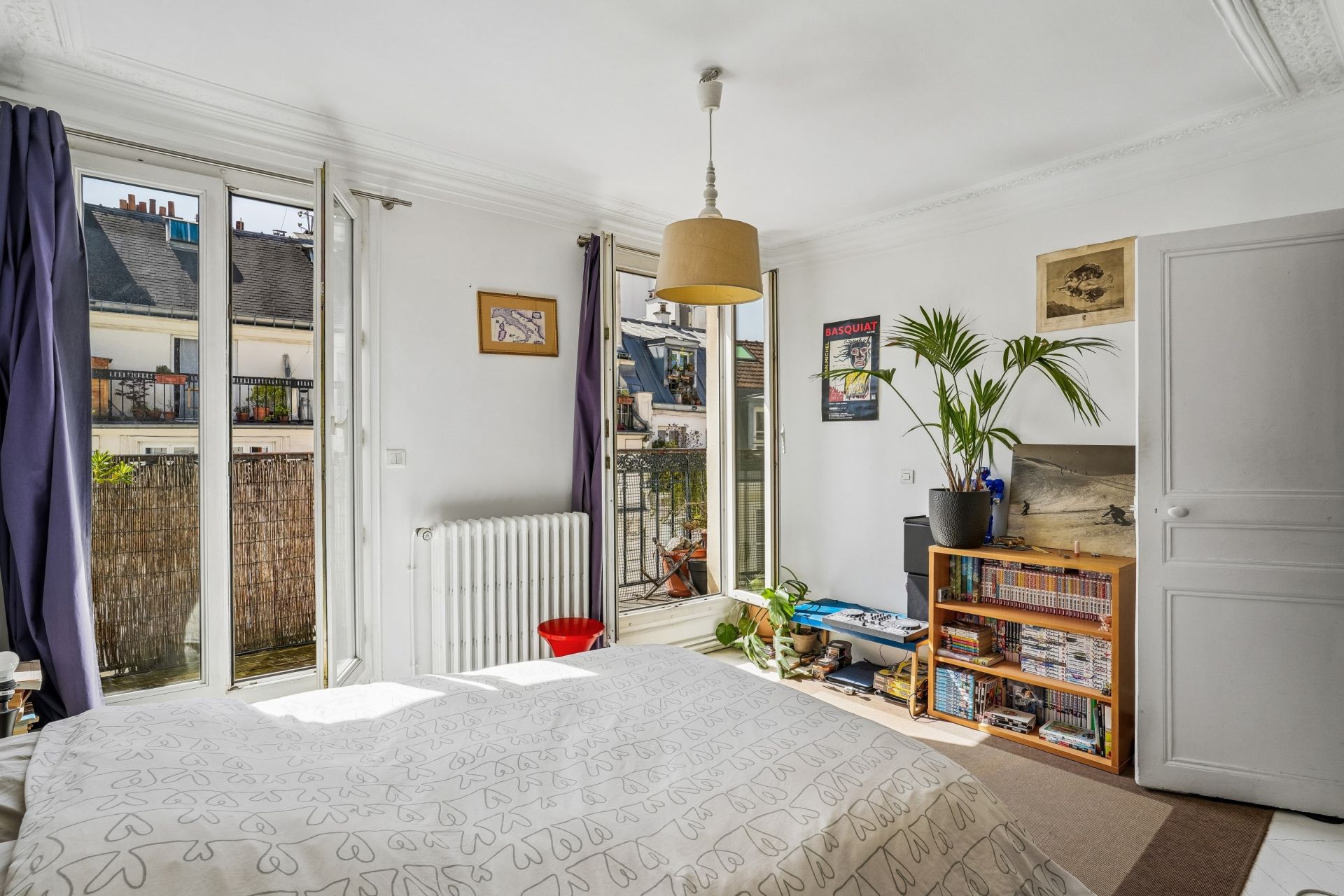 apartment 5 Rooms for sale on PARIS (75010)