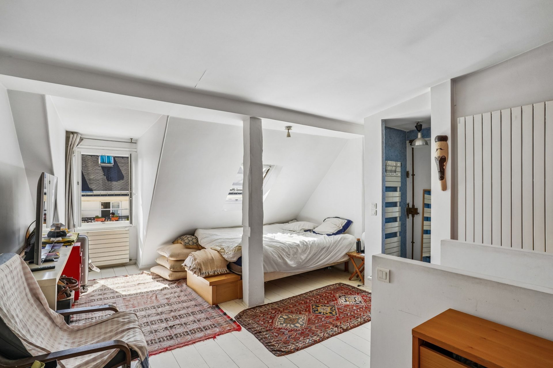 apartment 5 Rooms for sale on PARIS (75010)