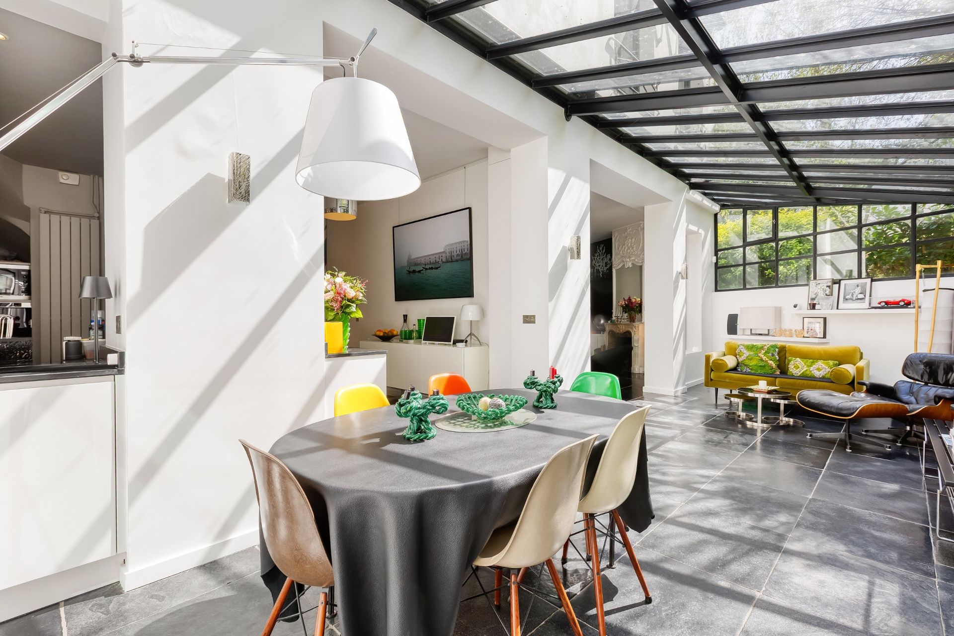 townhouse 5 Rooms for sale on NEUILLY SUR SEINE (92200)