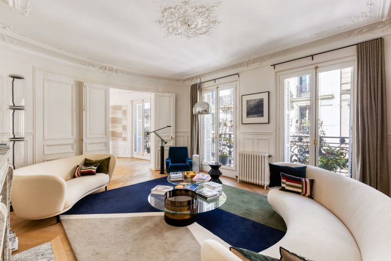 apartment 4 Rooms for sale on PARIS (75007)