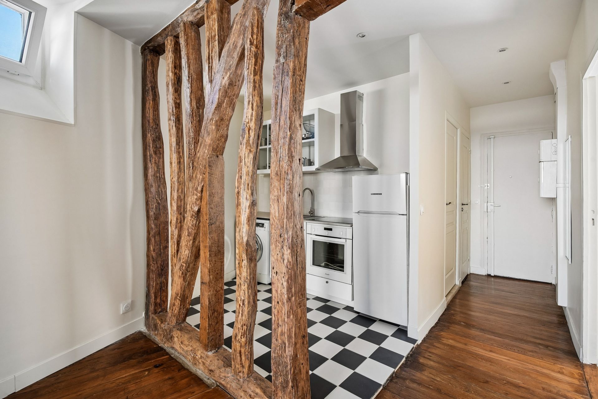 apartment 2 Rooms for sale on PARIS (75018)