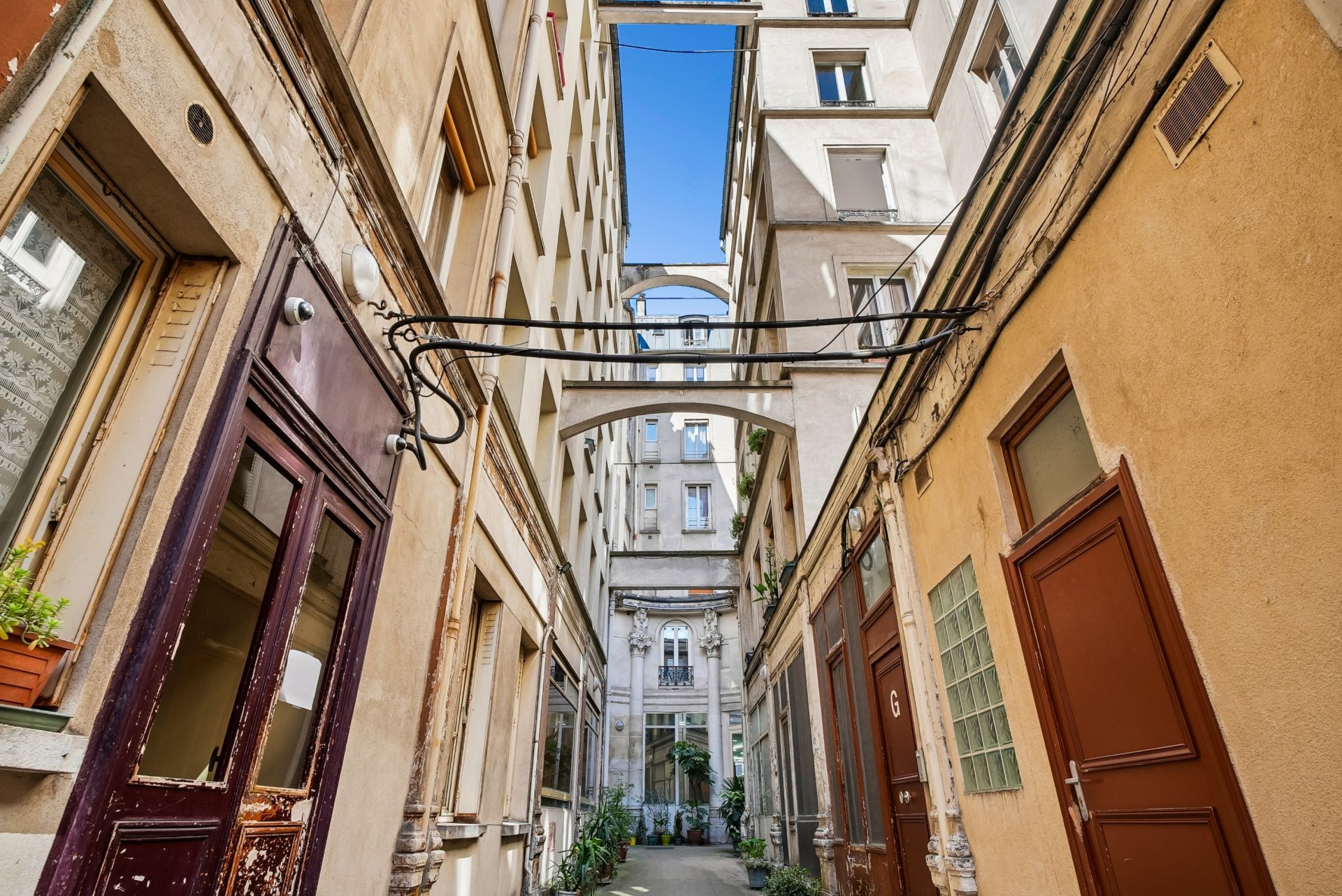 apartment 2 Rooms for sale on PARIS (75018)