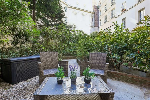 Sale Apartment Paris 6 1&nbsp;room 42.5&nbsp;m²