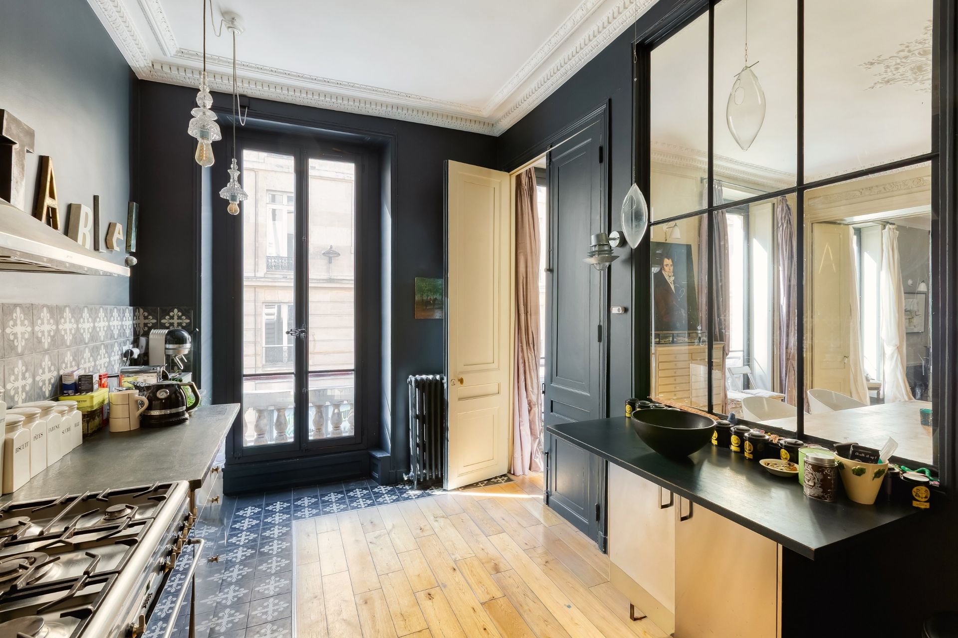 apartment 7 Rooms for sale on PARIS (75010)