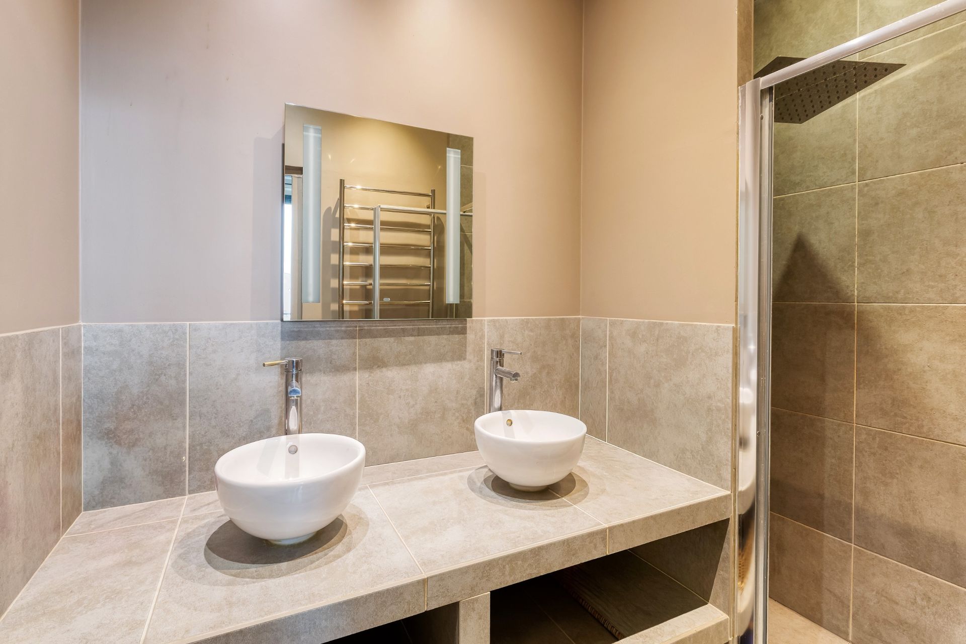 apartment 7 Rooms for sale on PARIS (75010)