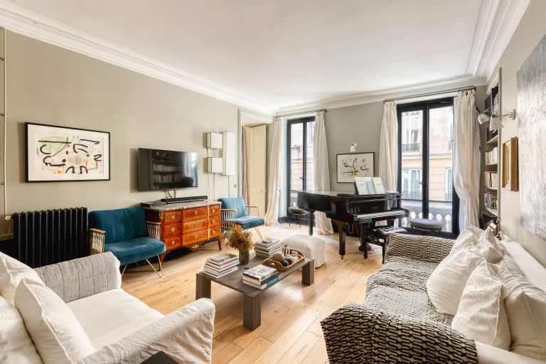 appartement 7 Pièces en vente sur PARIS (75010)