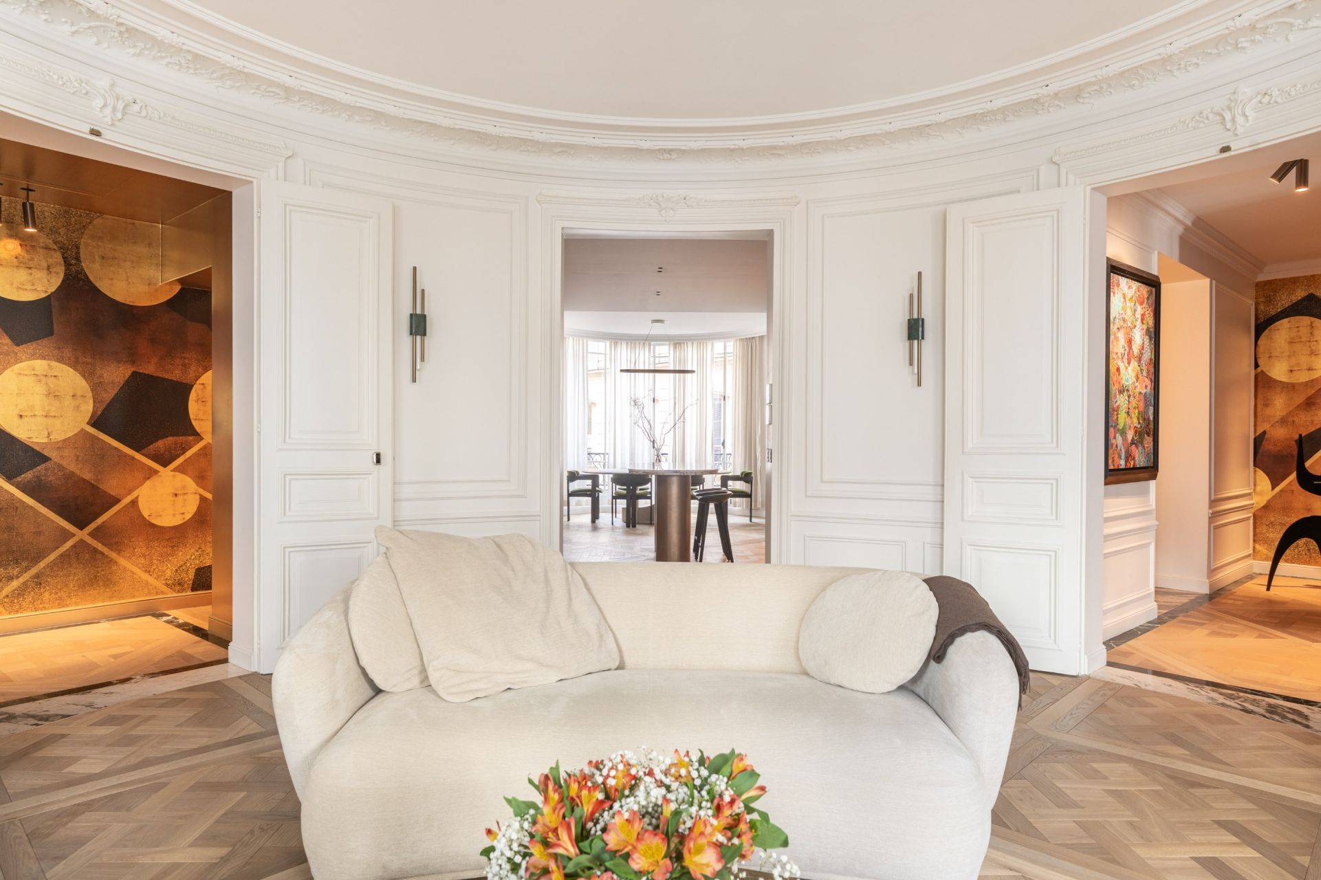 apartment 7 Rooms for sale on PARIS (75007)