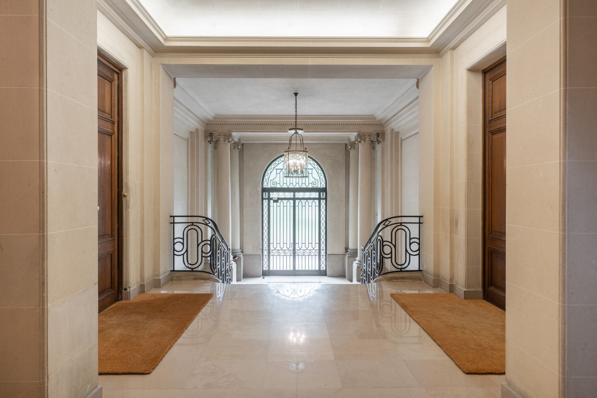 appartement 8 Pièces en vente sur PARIS (75016)