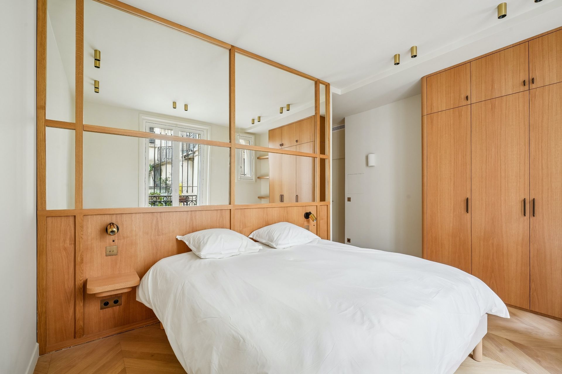 appartement 6 Pièces en vente sur PARIS (75007)