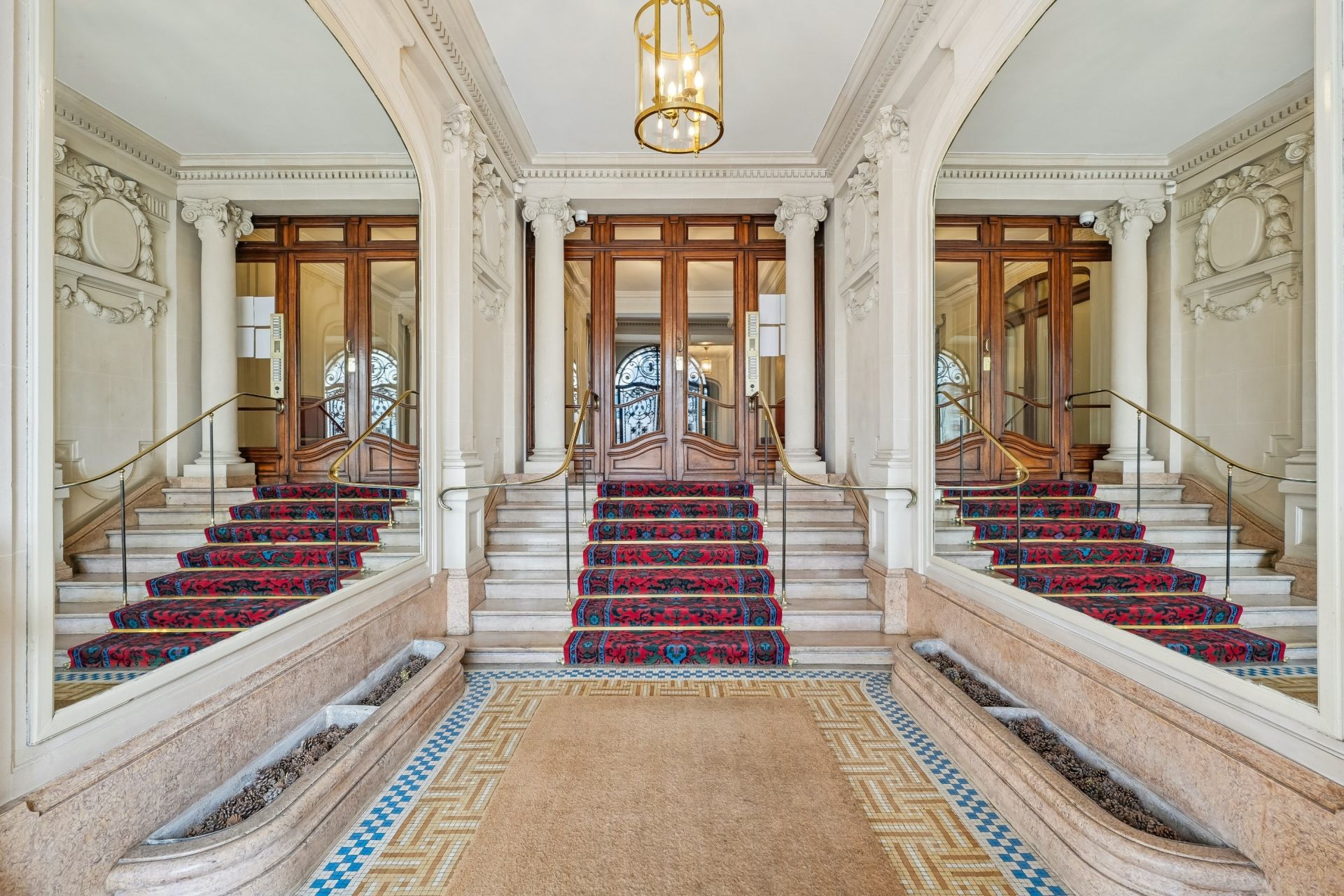 appartement 6 Pièces en vente sur PARIS (75007)