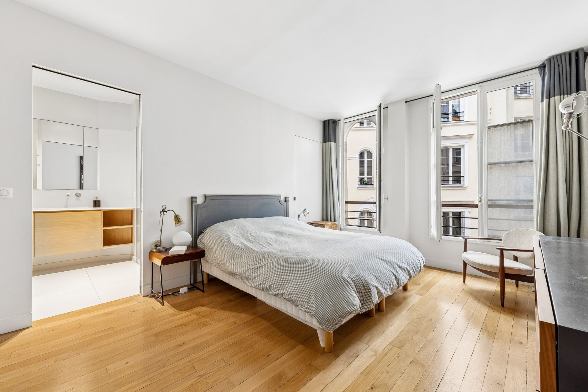 appartement 6 Pièces en vente sur PARIS (75009)