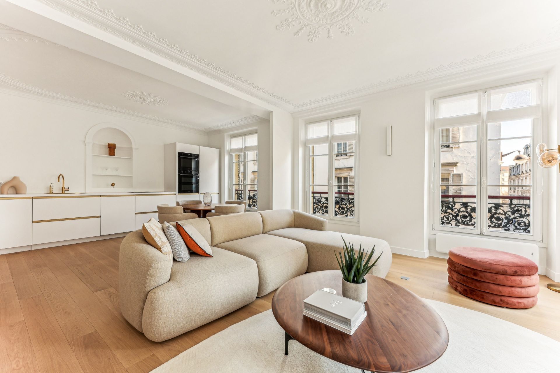 apartment 4 Rooms for sale on PARIS (75007)