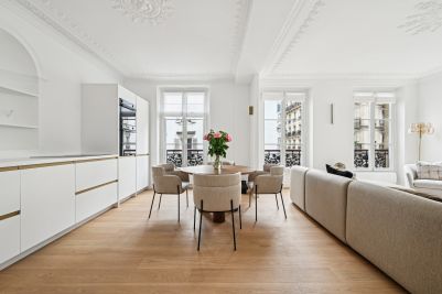 Sale Apartment Paris 7 4&nbsp;Rooms 79&nbsp;m²
