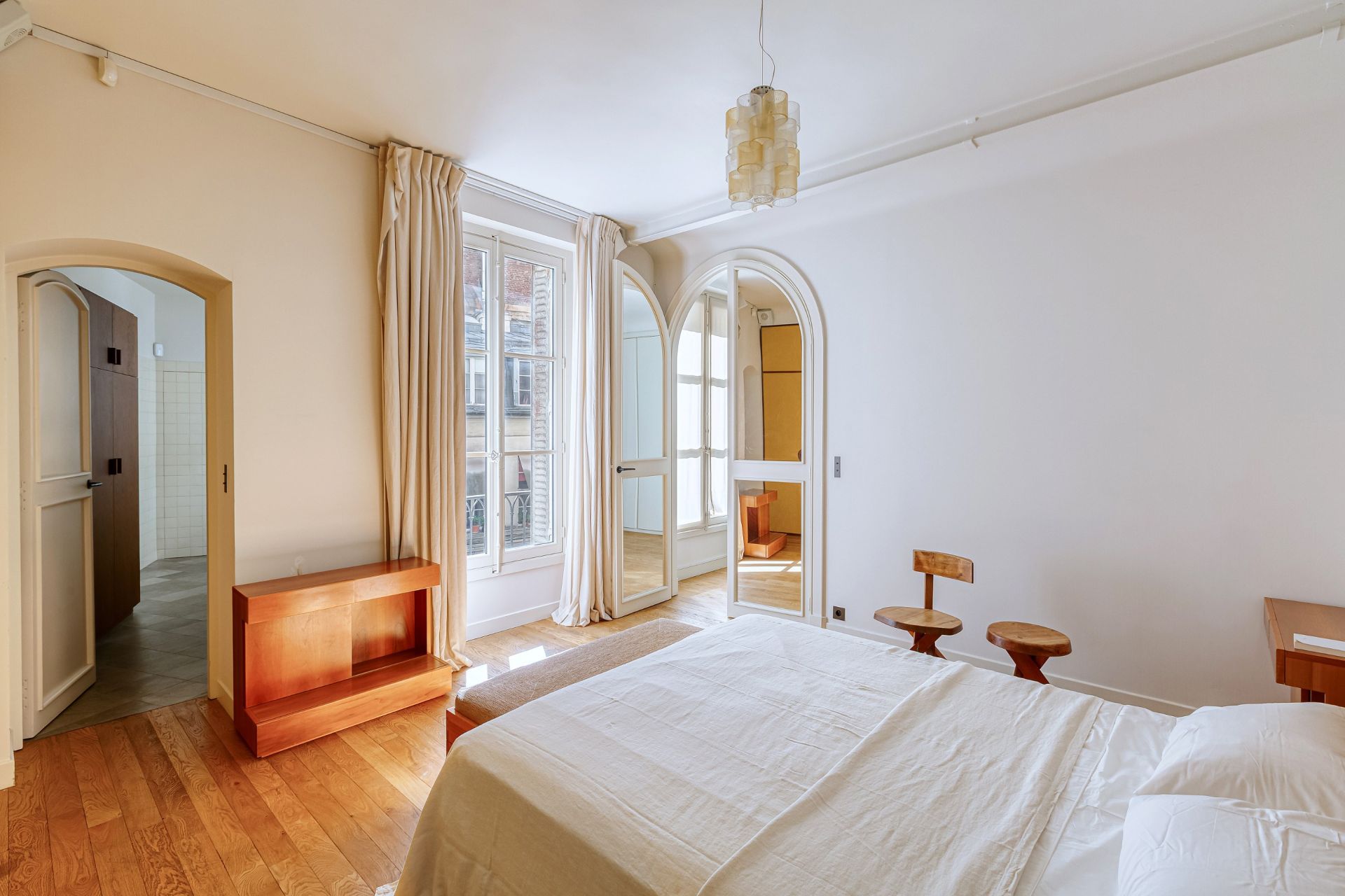apartment 3 Rooms for sale on PARIS (75007)
