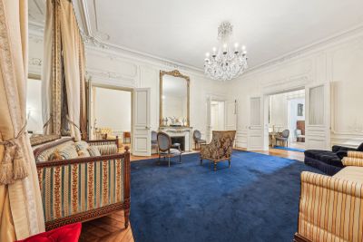 Sale Apartment Paris 8 7&nbsp;Rooms 182&nbsp;m²