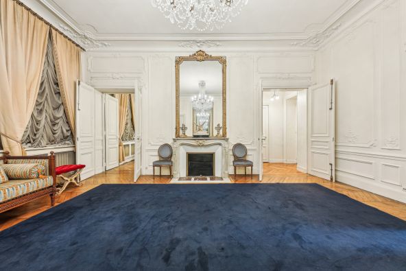 Vente Appartement Paris 8 7&nbsp;Pièces 182&nbsp;m²