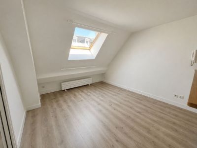 Location Appartement Paris 7 2&nbsp;Pièces 26&nbsp;m²