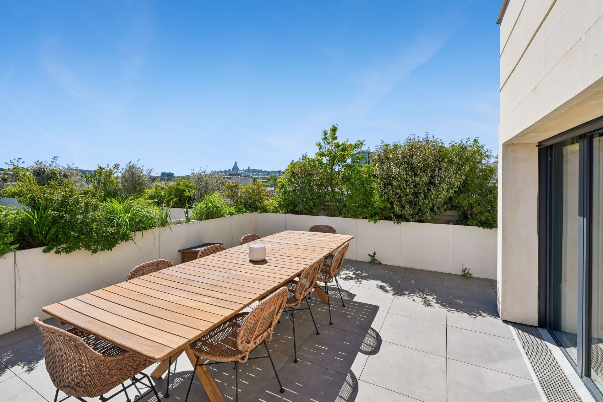 apartment 5 Rooms for sale on ST OUEN (93400)