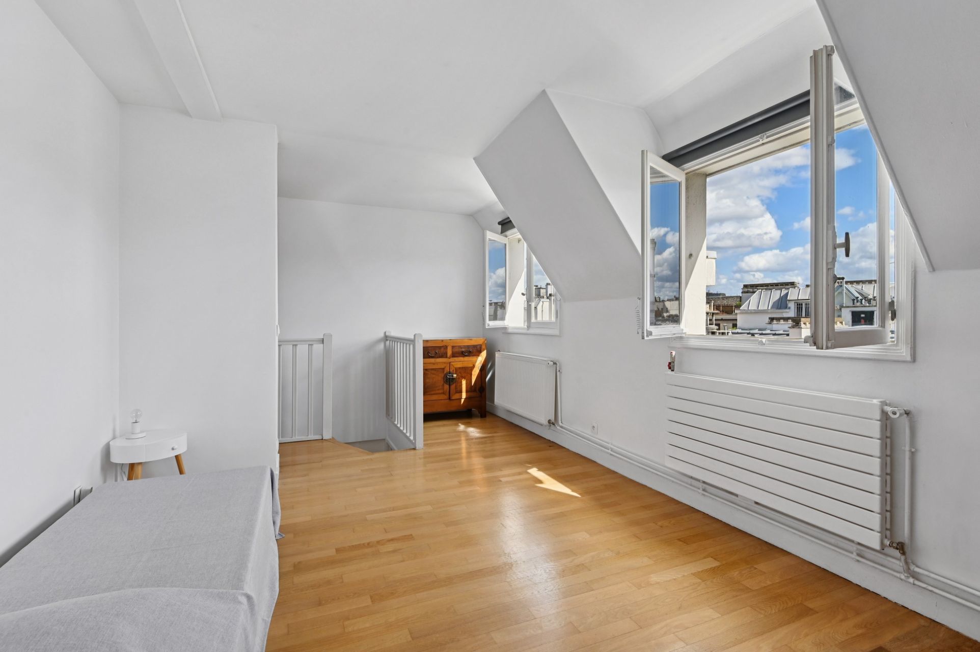 duplex 3 Pièces en vente sur PARIS (75116)