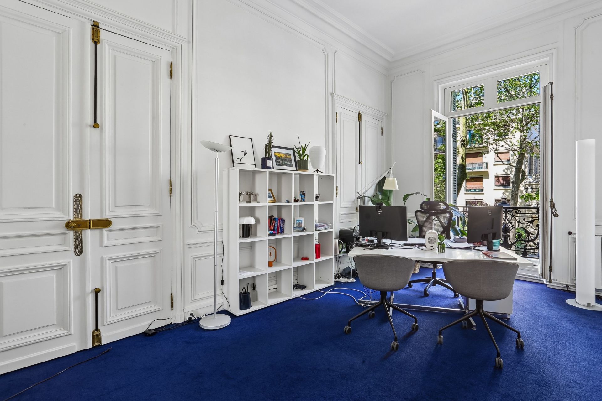 apartment 7 Rooms for sale on PARIS (75008)